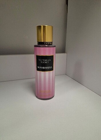 Victoria secret vücut spreyi 