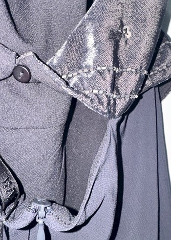 İşlemeli Siyah Uzun Askılı Drapeli Elbise - Görsel 12