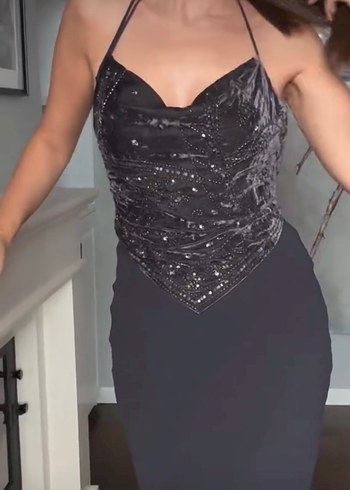 İşlemeli Siyah Uzun Askılı Drapeli Elbise - Görsel 14