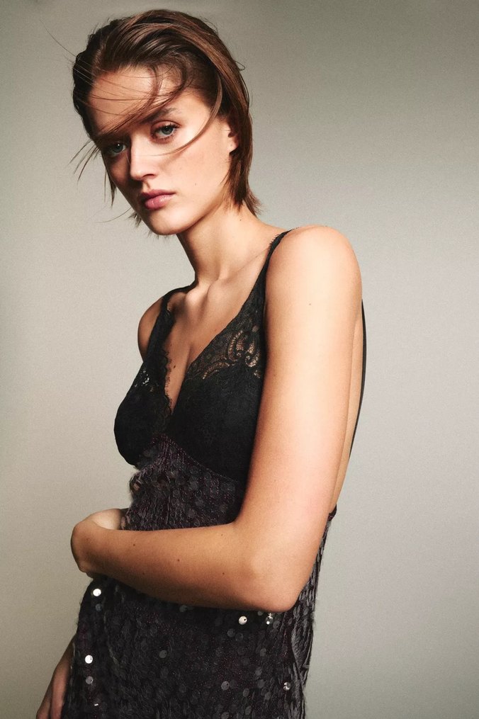 Bordo Dantelli Uzun Askılı Gece Elbisesi - Görsel 2