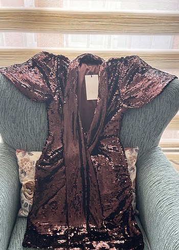 Kahverengi Parlak Mini Elbise - Görsel 10