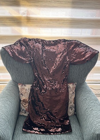 Kahverengi Parlak Mini Elbise - Görsel 11