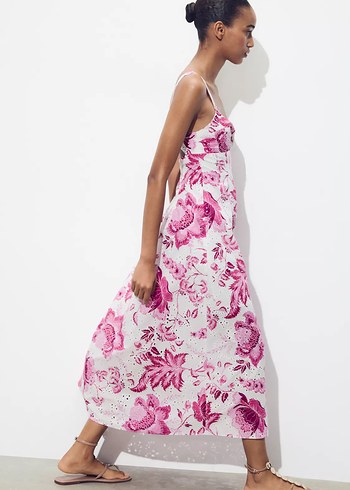 Pembe Çiçek Desenli Askılı Uzun Elbise - Görsel 7