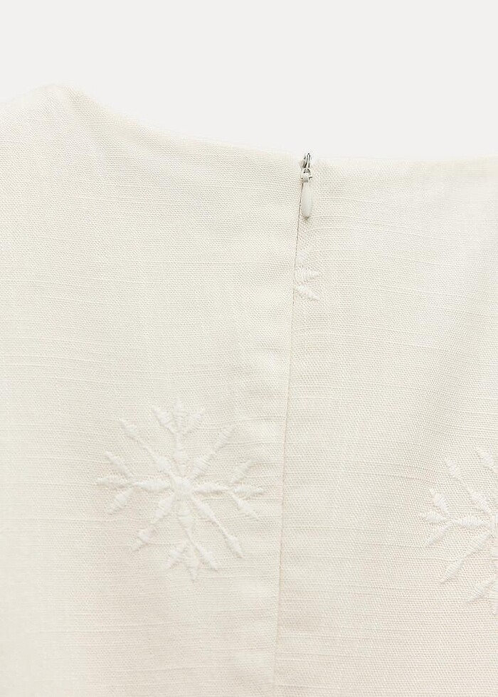 Zara İşlemeli Elbise - Görsel 5