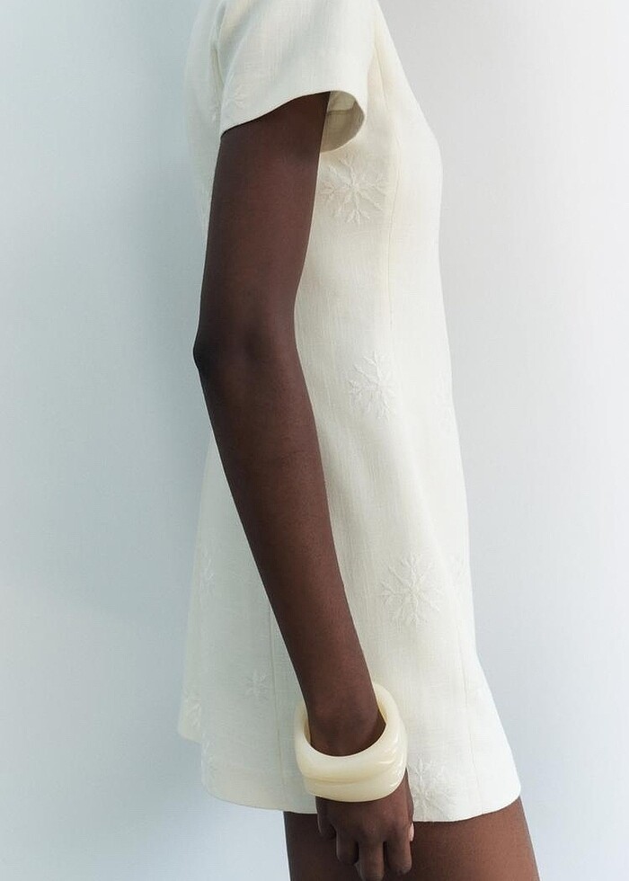 Zara İşlemeli Elbise - Görsel 3