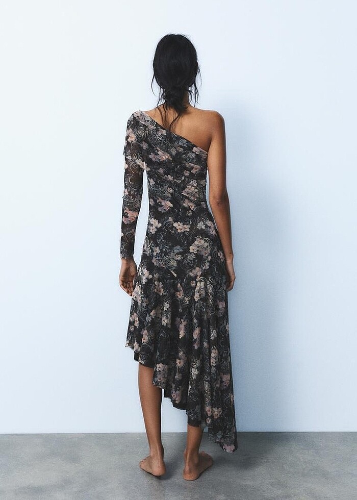 Zara Desenli Elbise - Görsel 4