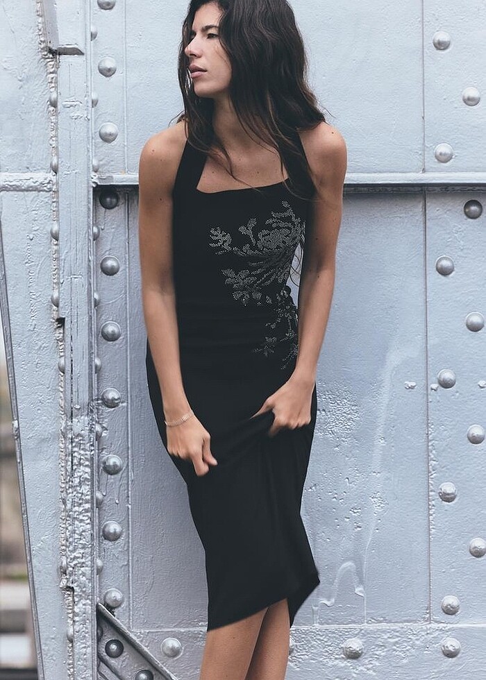 Zara taşlı siyah elbise - Görsel 3