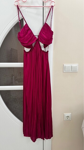 Zara Pencere Detaylı Elbise - Görsel 5