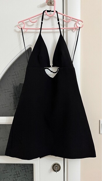 Zara Pencere Detaylı Siyah Kısa Elbise - Görsel 11