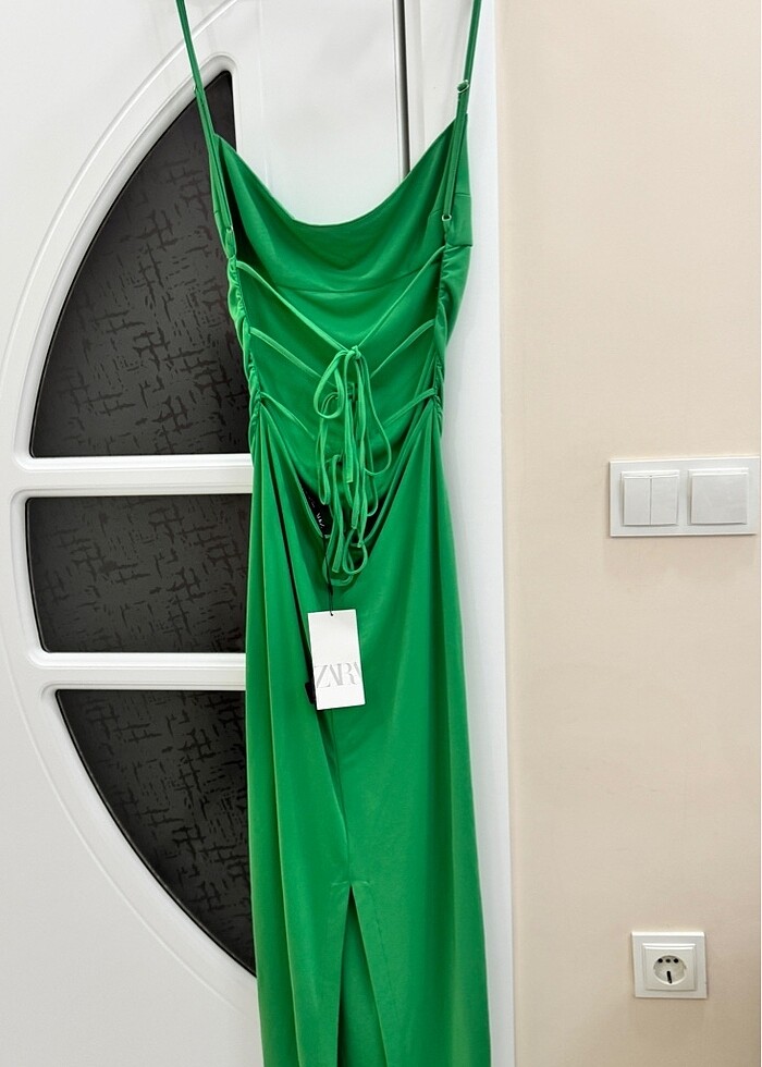 Zara Yeşil Renkli Elbise - Görsel 3