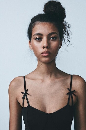 Zara siyah renkli fiyonklu elbise - Görsel 3