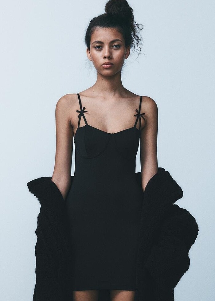 Zara siyah renkli fiyonklu elbise - Görsel 2