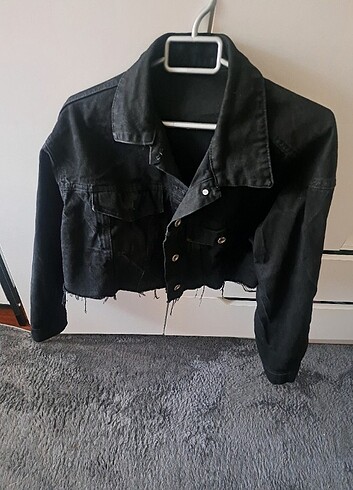 siyah crop kot ceket