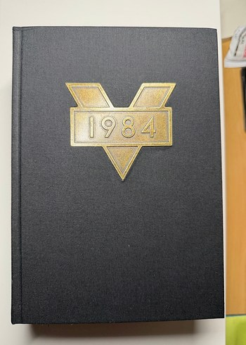 George Orwell - 1984 Romanı - Görsel 2