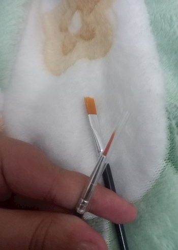 İnce ve Yassı Uçlu j Fırçaları - Görsel 3