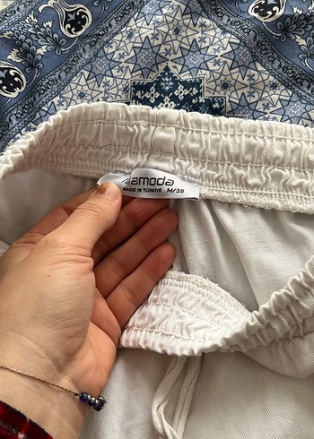 Kadın Beyaz Keten Midi Rahat Pantolon - Görsel 3