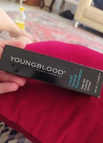 Youngblood fondöten 