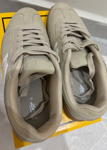 38 Beden Bej Kadın Sneaker Spor Ayakkabı Pull&Bear 38