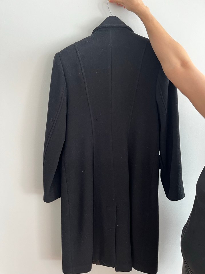 Düğmeli Siyah Midi Kadın Kaban - Görsel 2