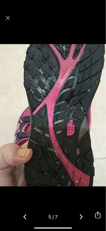 37 Beden pembe Renk The North face sandalet