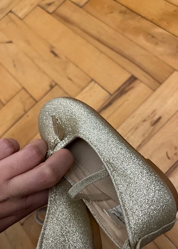 Kız Çocuk Altın Renk Parlak Fiyonk Detaylı Babet - Görsel 5