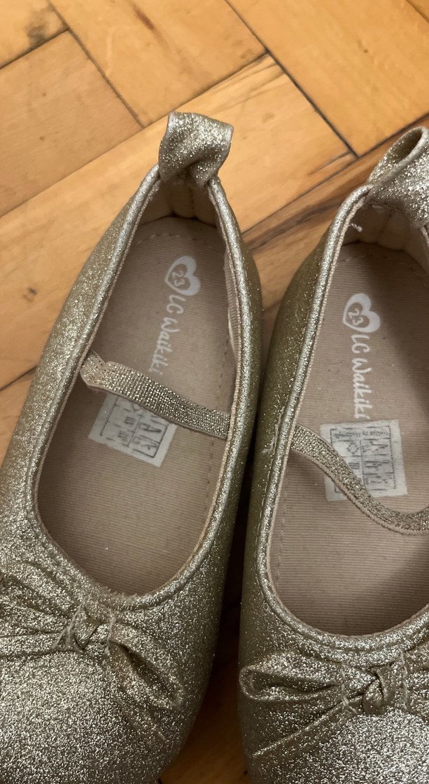 Kız Çocuk Altın Renk Parlak Fiyonk Detaylı Babet - Görsel 2