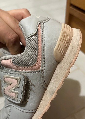 Kız Çocuk Gri Velcro Spor Ayakkabı - Görsel 4