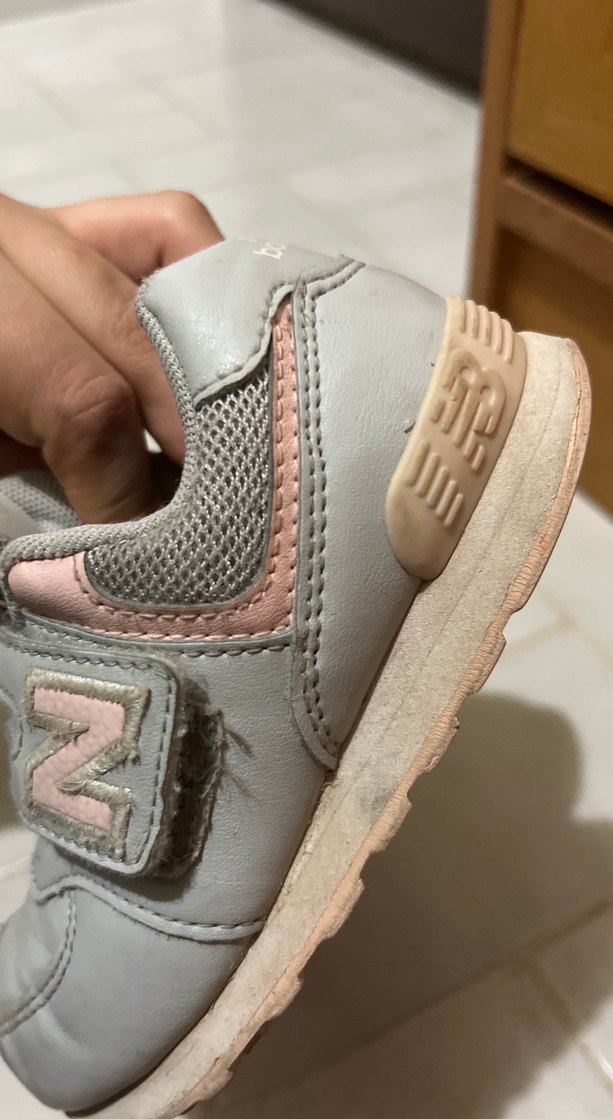 Kız Çocuk Gri Velcro Spor Ayakkabı - Görsel 4