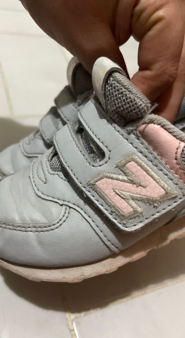 Kız Çocuk Gri Velcro Spor Ayakkabı - Görsel 3