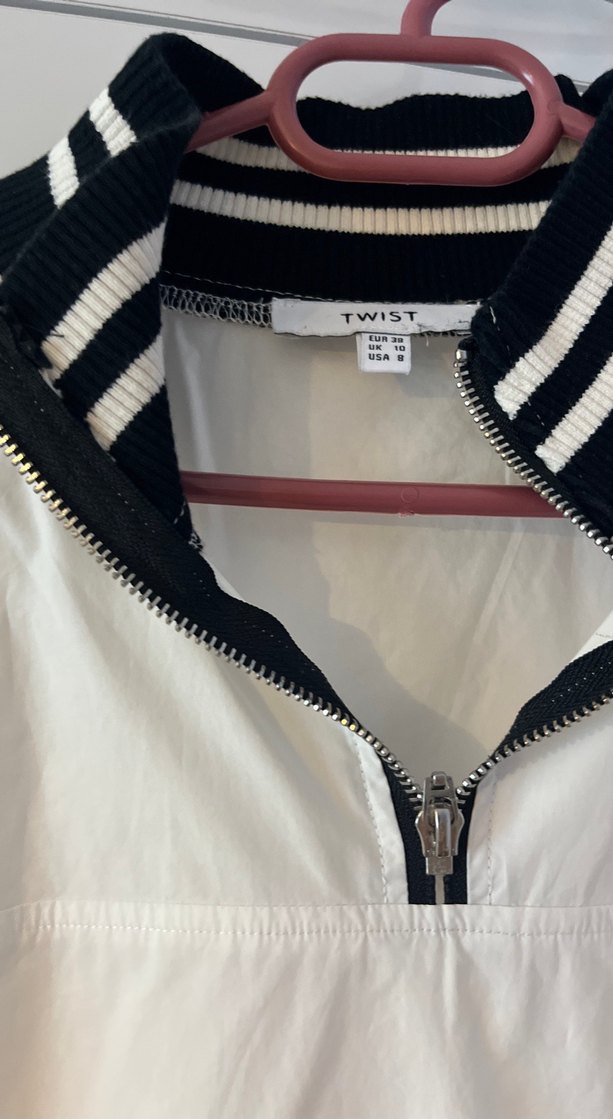 Kadın Beyaz Fermuarlı Uzun Kollu Spor Gömlek - Görsel 3