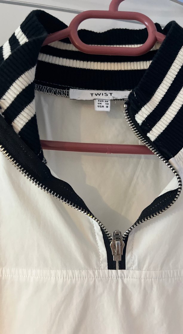 Kadın Beyaz Fermuarlı Uzun Kollu Spor Gömlek - Görsel 4