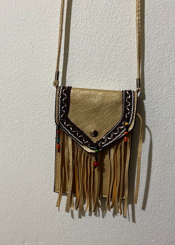 Altın Rengi Yılan Derisi Desenli Püsküllü Deri Çanta - Görsel 2