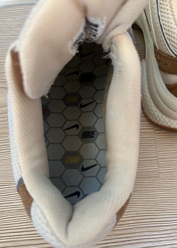 36 Beden ten rengi Renk Nike orjinal Kadın Spor Ayakkabı