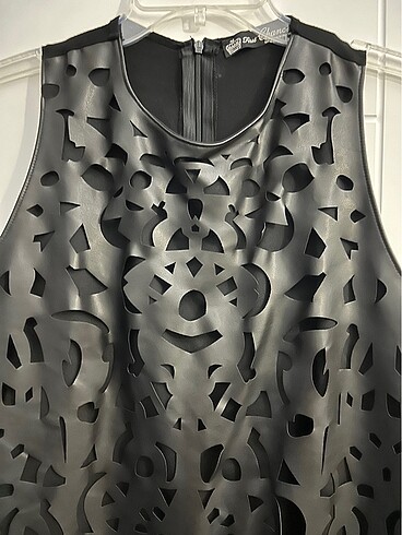 Hiç kullanılmamış ön kısmı deri bluz - Görsel 5