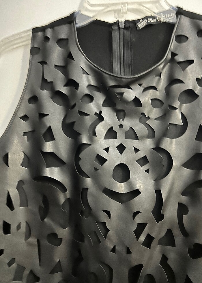 Hiç kullanılmamış ön kısmı deri bluz - Görsel 4