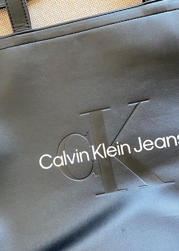 Beden Calvin Klein Siyah Deri Kadın Çanta