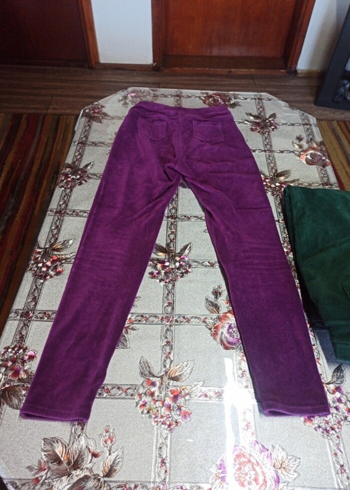 Yeni LC Waikiki 10/11 YAŞ UYUMLU KADİFE TAYT LAR  - Görsel 2