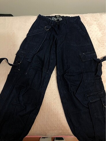 urban outfitters pantolon