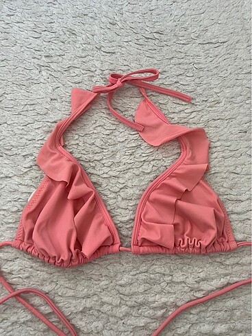bikini üstü