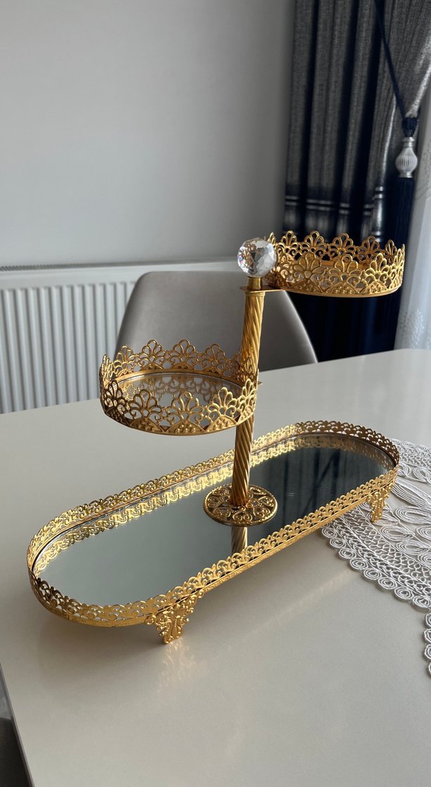 Altın Renkli Dantel Detaylı Dekoratif Ayna - Görsel 2