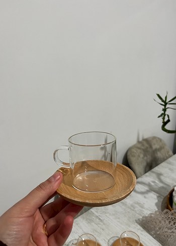 Bej Cam Fincan Takımı Ahşap Tabağıyla - Görsel 3