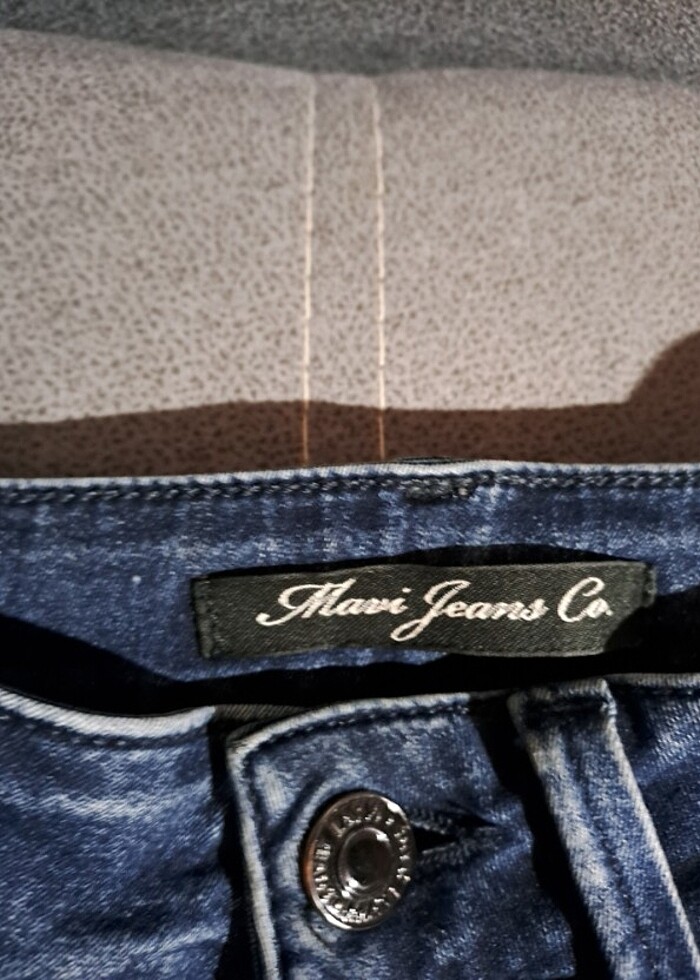 #Mavi Yumuşacık likrali bir pantolon - Görsel 3