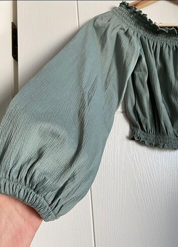 s Beden Hiç kullanılmadı. Yenidir . #H&M #Bluz