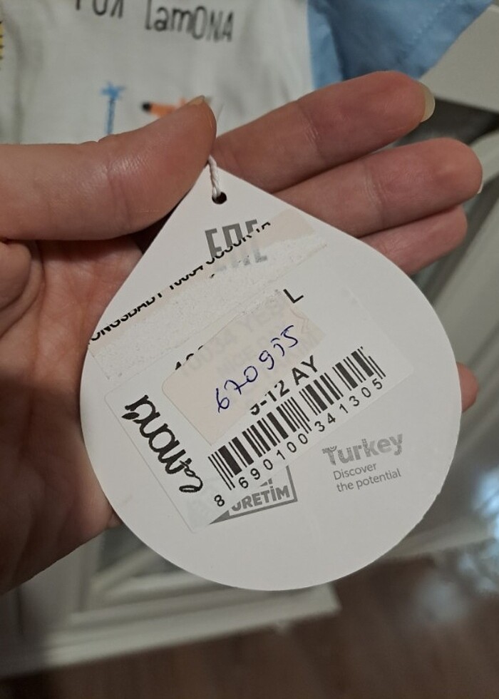 Etiketli, şort tshirt takım - Görsel 5