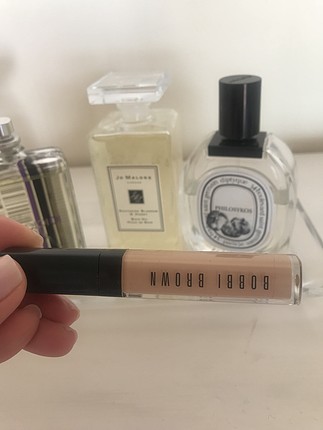 Bobbi brown kapatıcı 