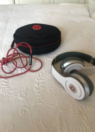 Beats solo kulaklık 