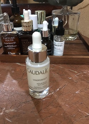 Diğer Caudalie Leke Serumu