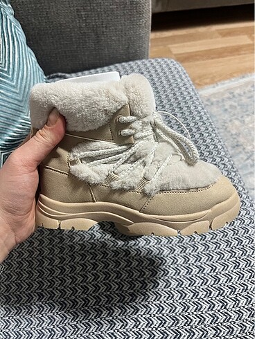 Zara Zara Çocuk Bot
