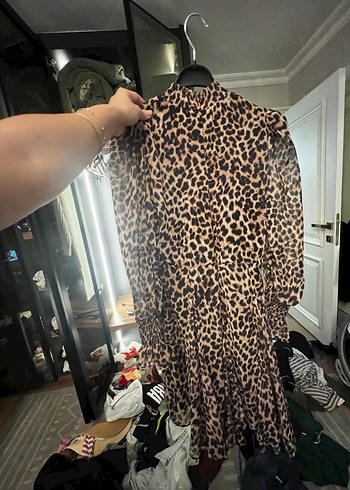 Leopar Desenli Uzun Kollu Midi Elbise - Görsel 2