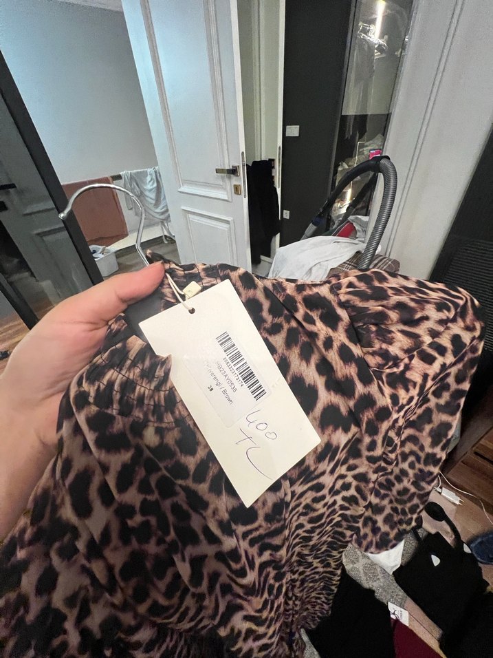 Leopar Desenli Uzun Kollu Midi Elbise - Görsel 4